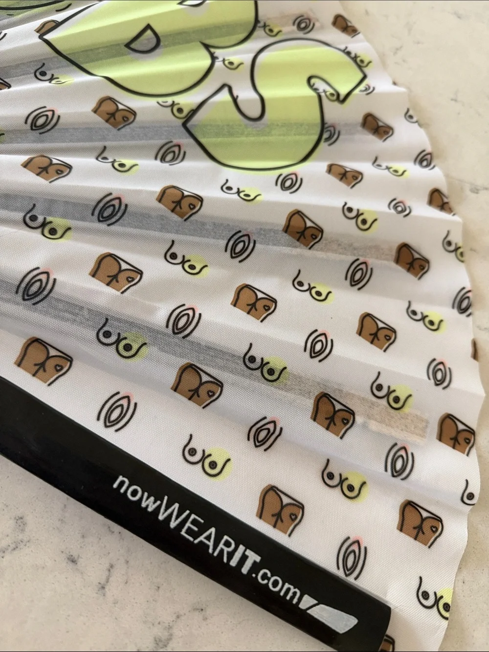 Nowwearit.com fun folding